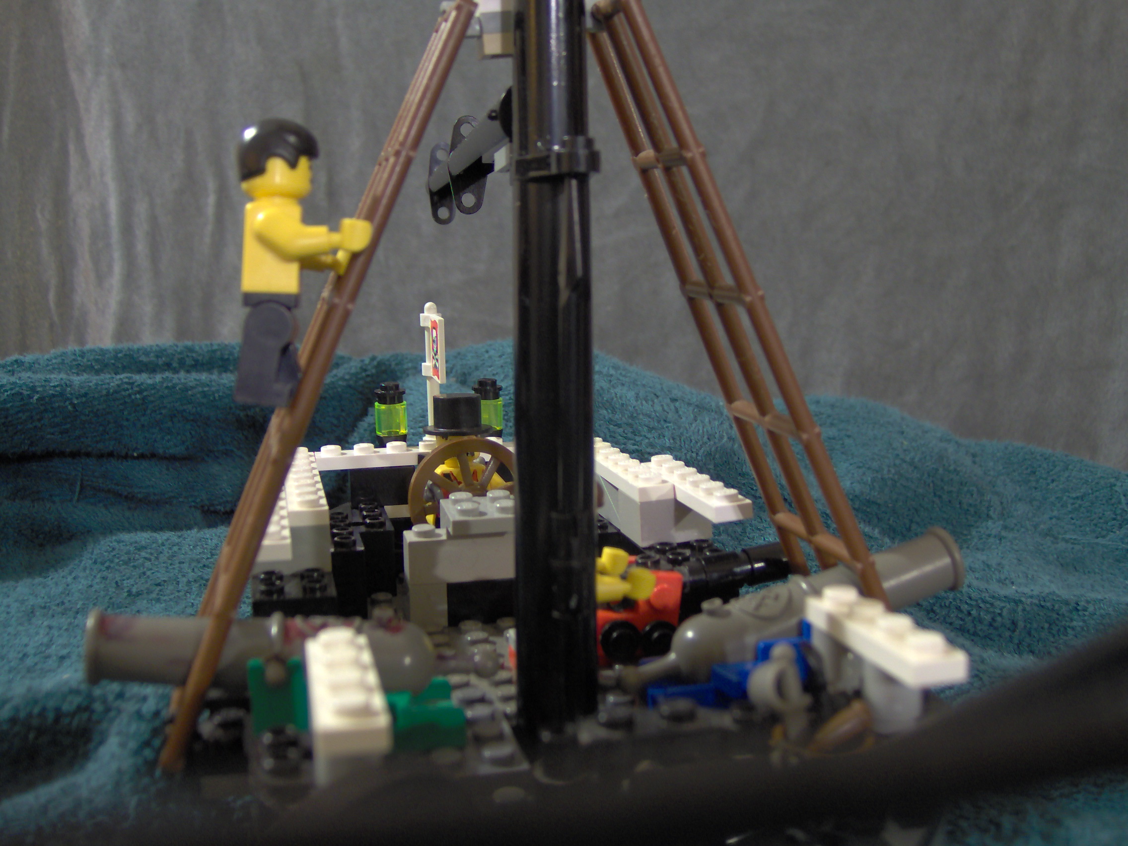 amidships.jpg