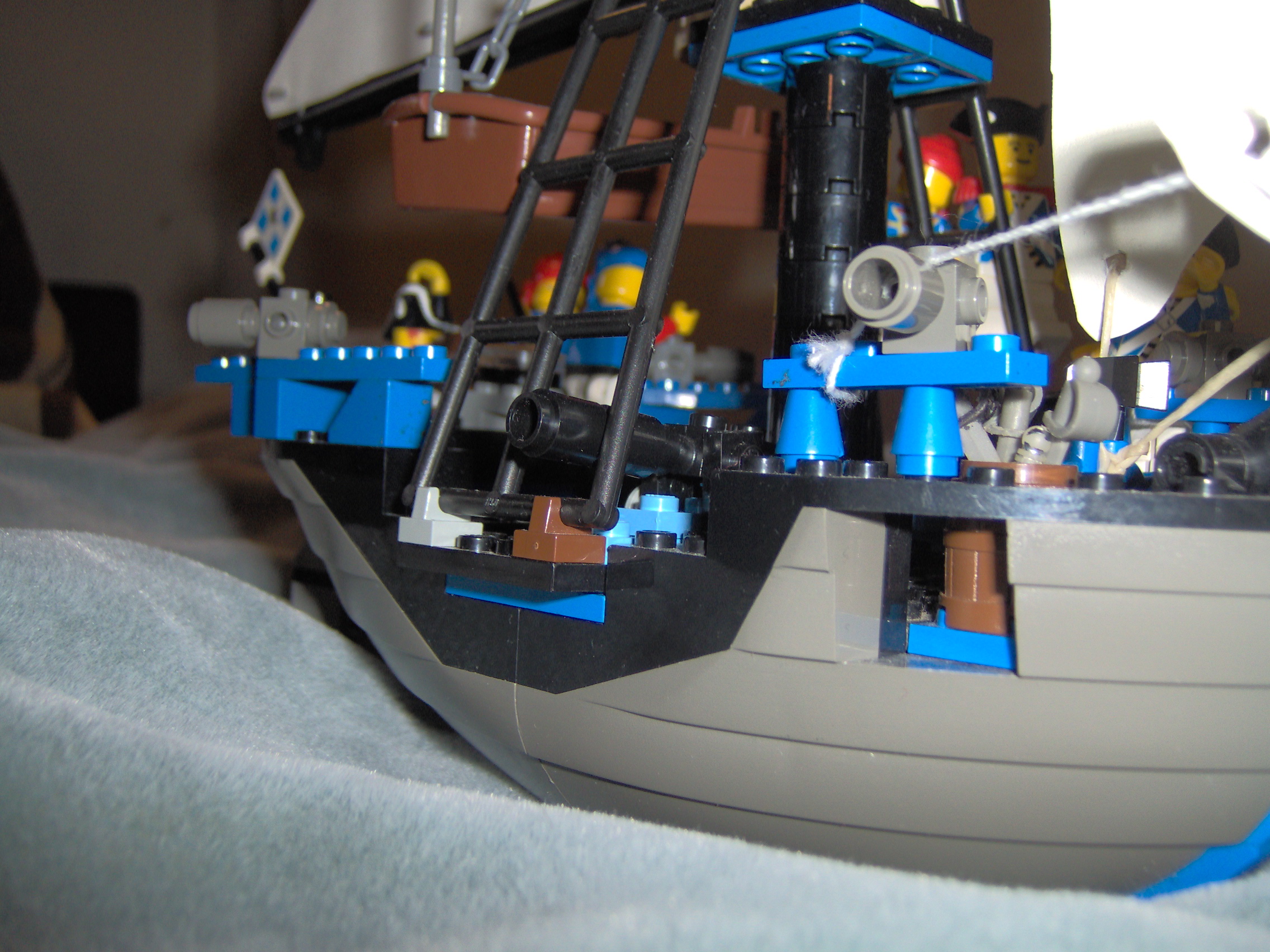 new_starboard_cannon.jpg