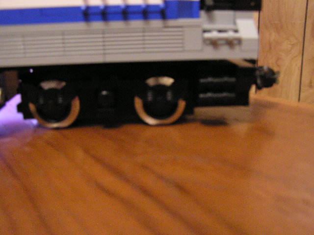 020trainengine-undercarriage.jpg