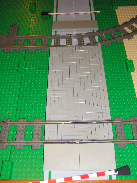 021traincrossing.jpg