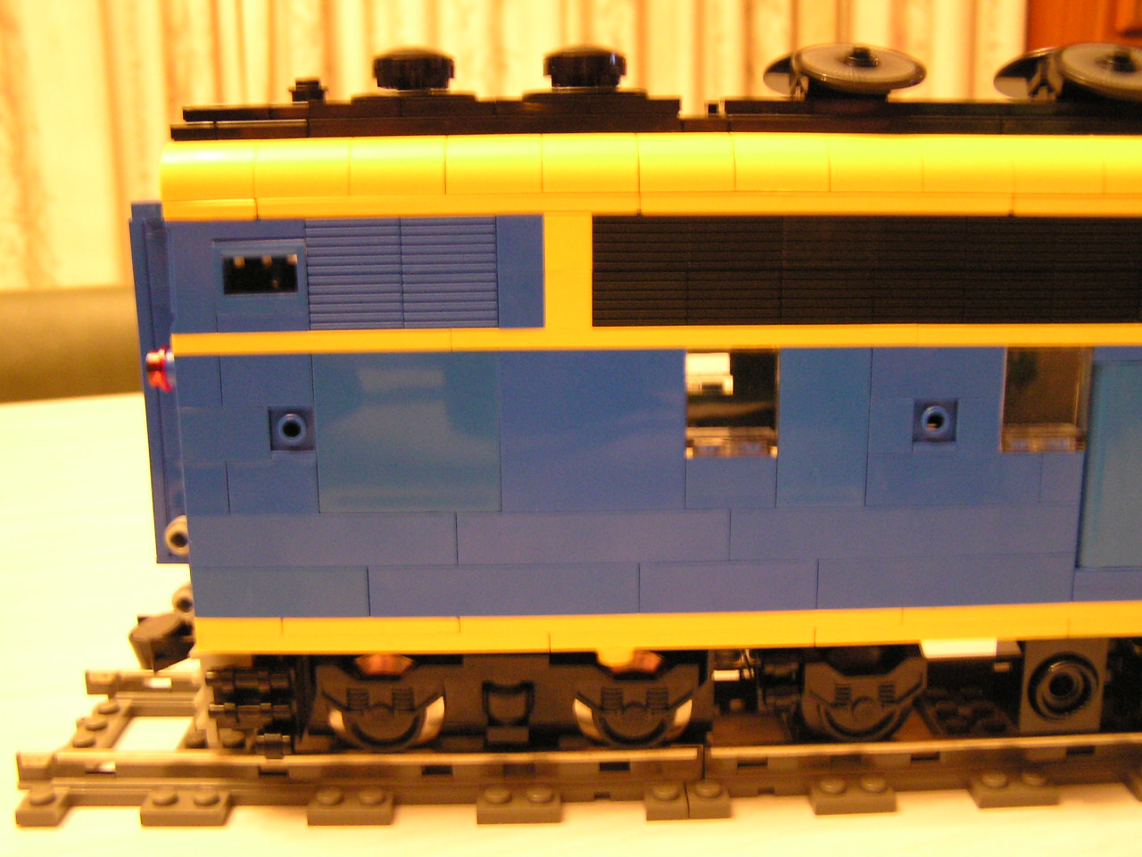014rightside.jpg