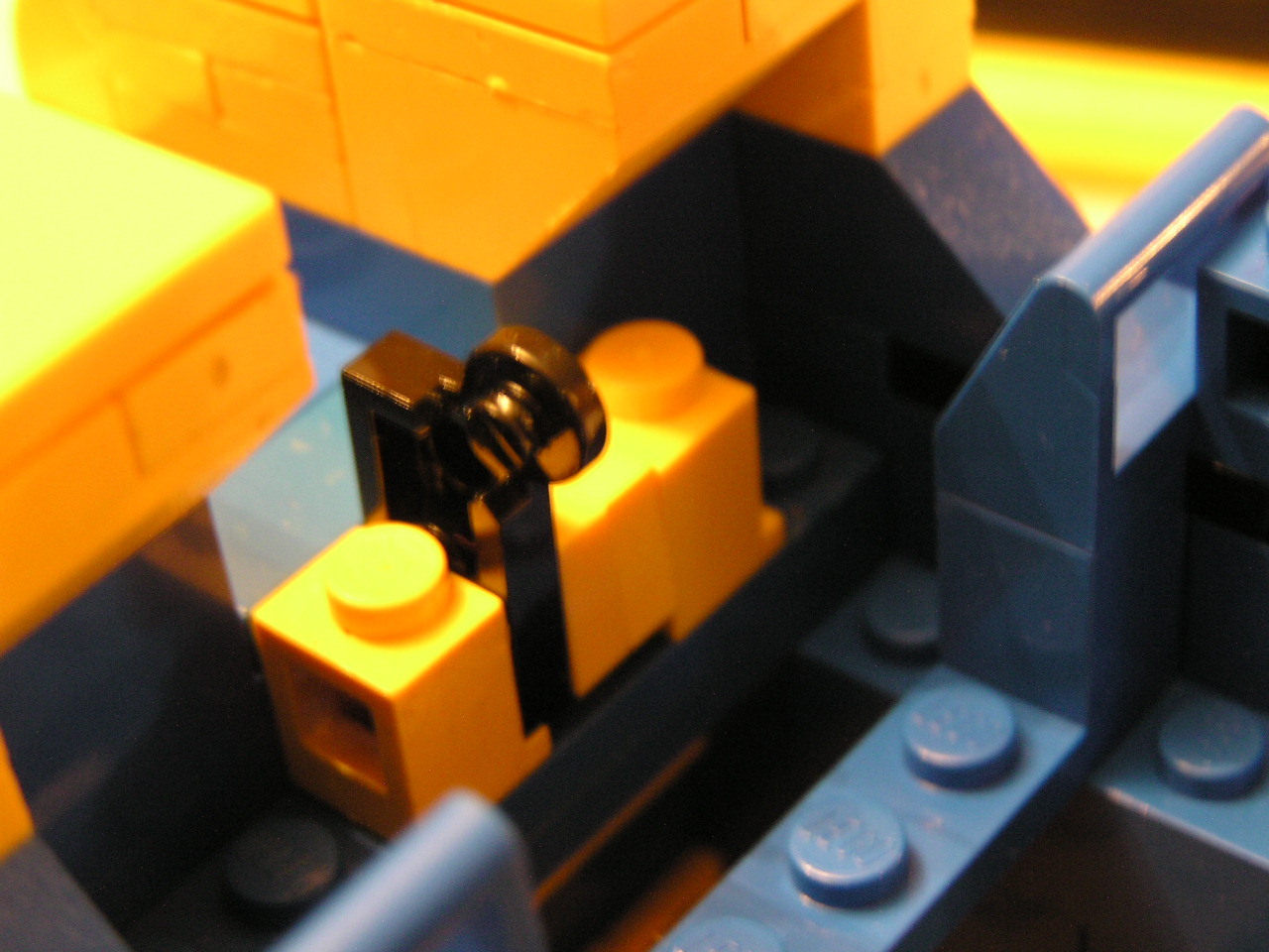 027windsheilddetails.jpg