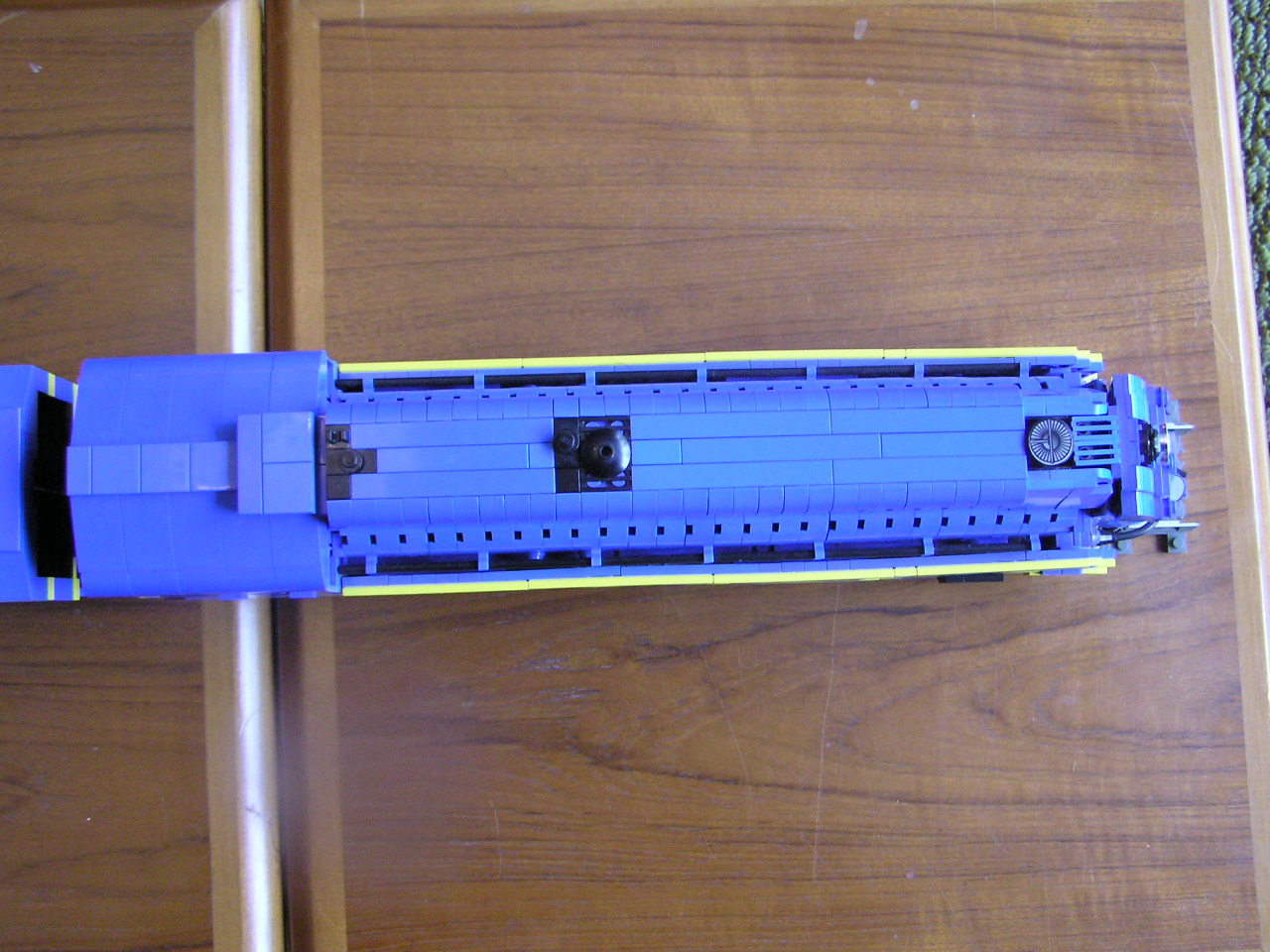 010top-of-engine.jpg