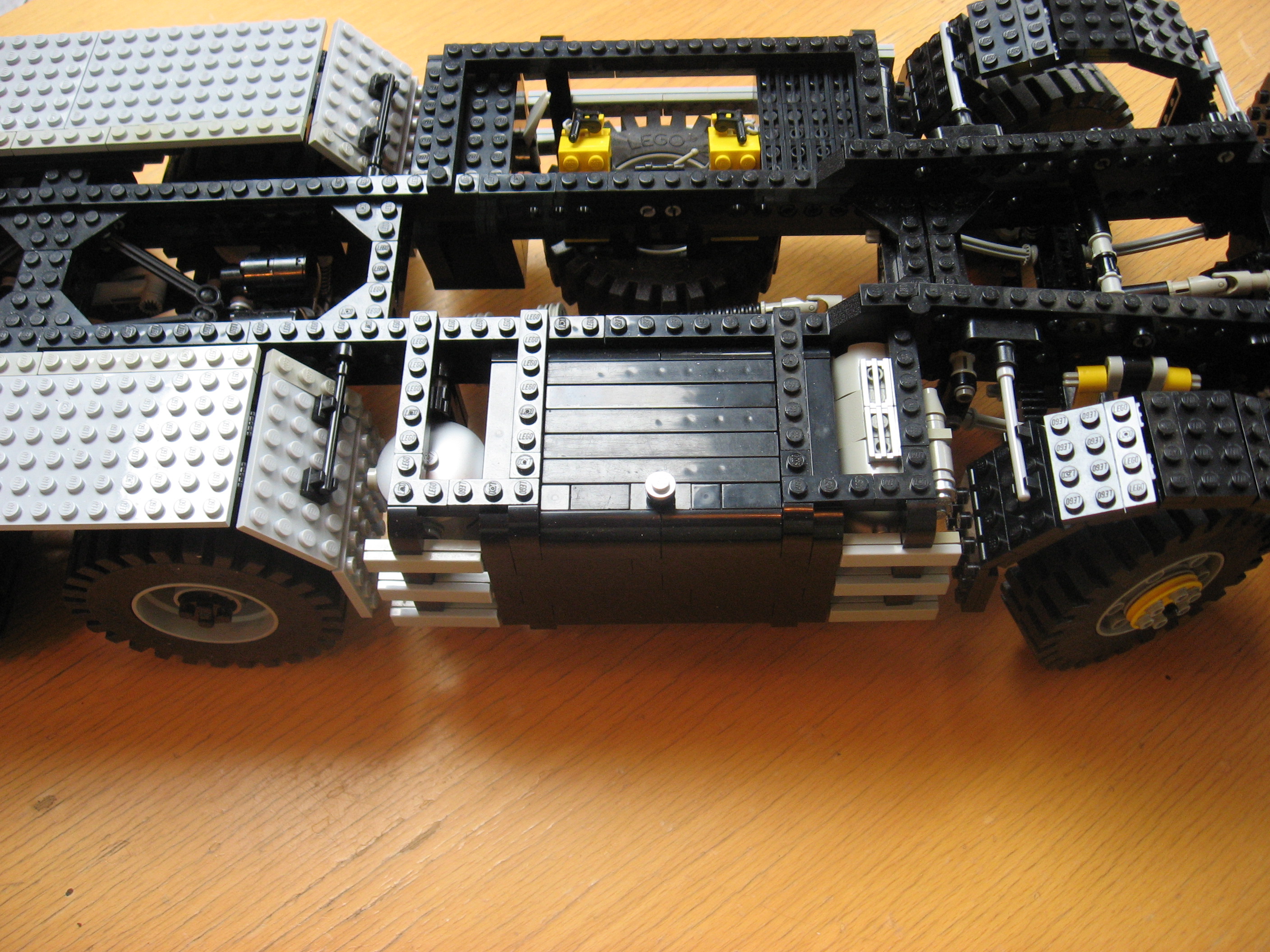 lego_truck_047.jpg