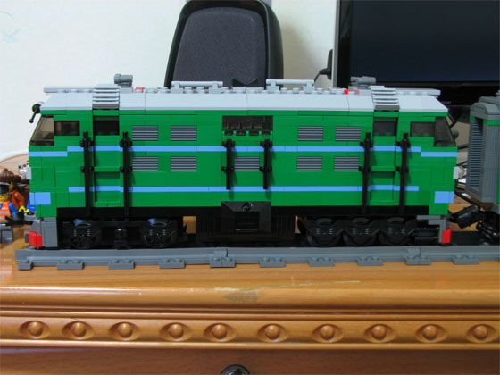 df4b_and_car_03.jpg