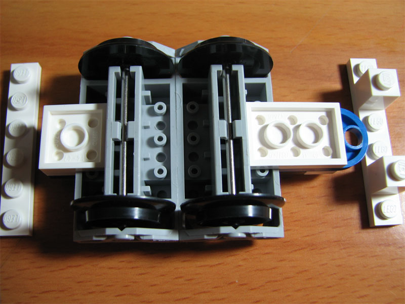 crh2_backwheels_04.jpg
