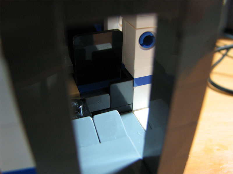 crh2_door_01.jpg