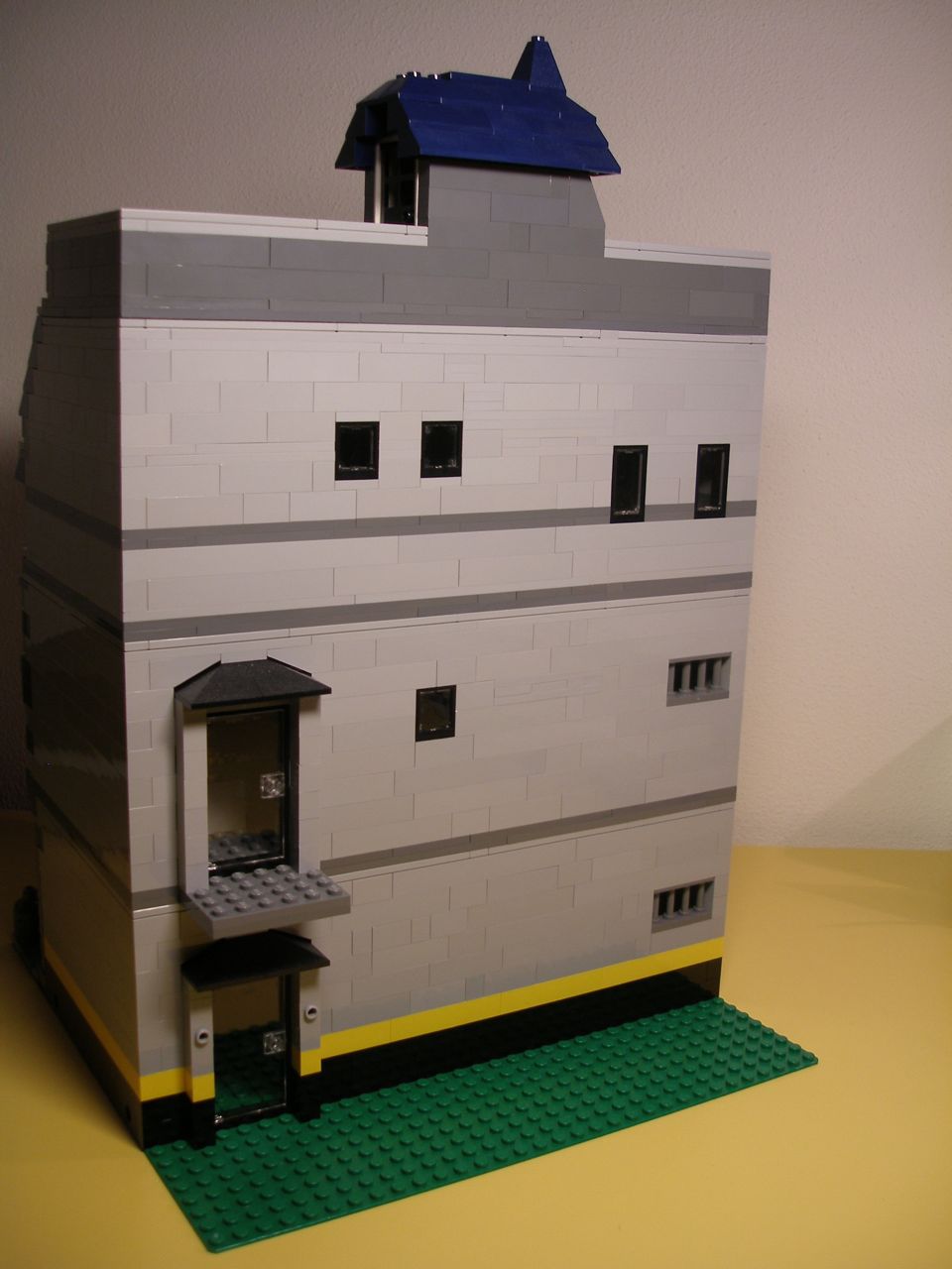 modular_police_station03.jpg