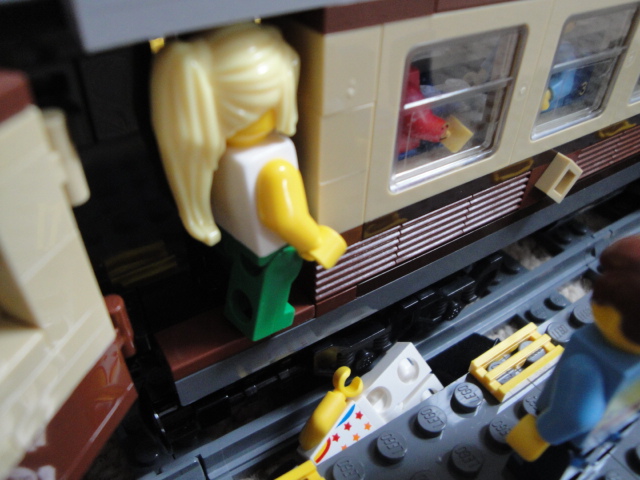 lego_train_station_010.jpg
