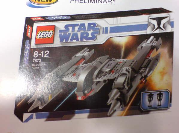 7673_magna_droid_fighter.jpg