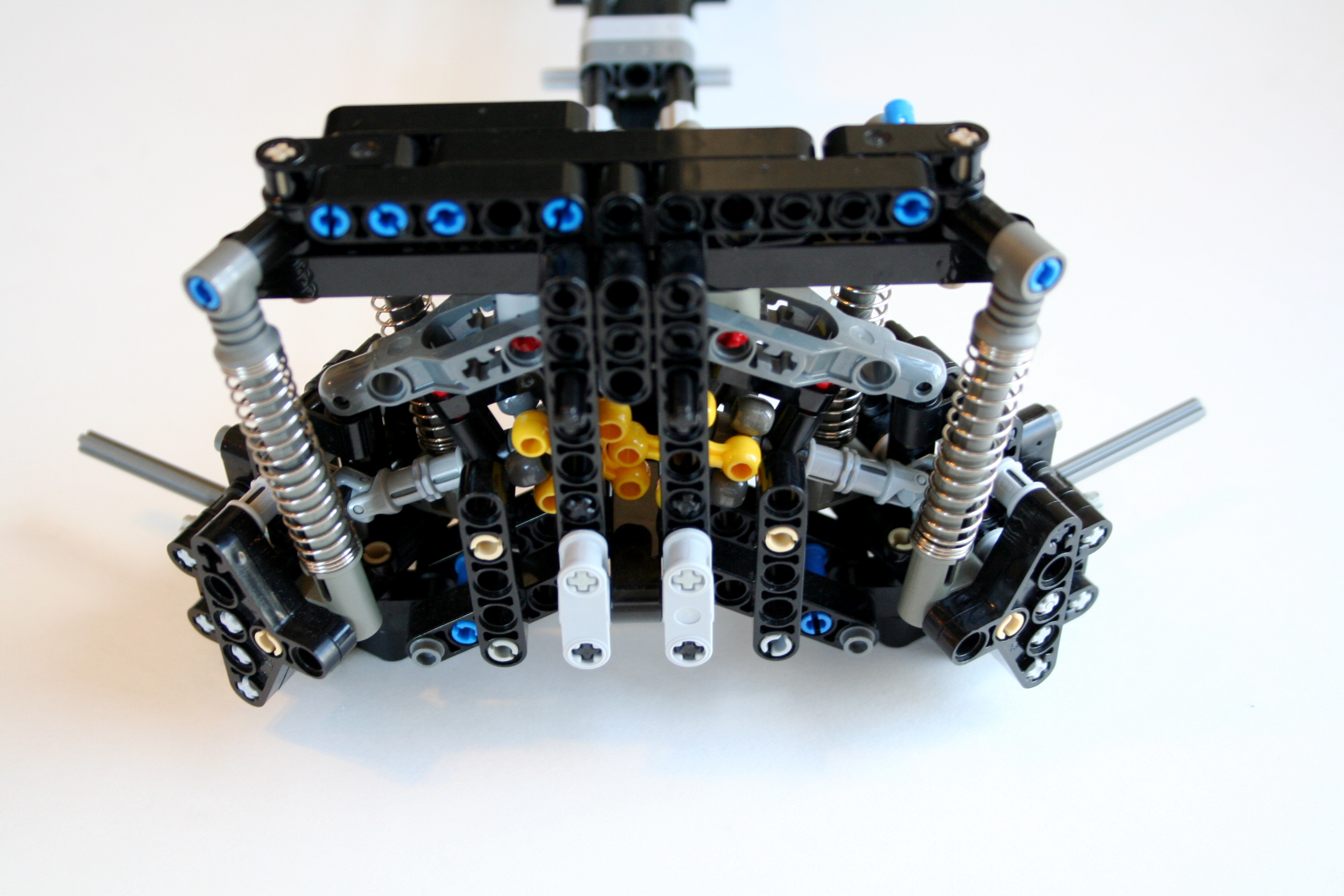 sus_swingarm.jpg