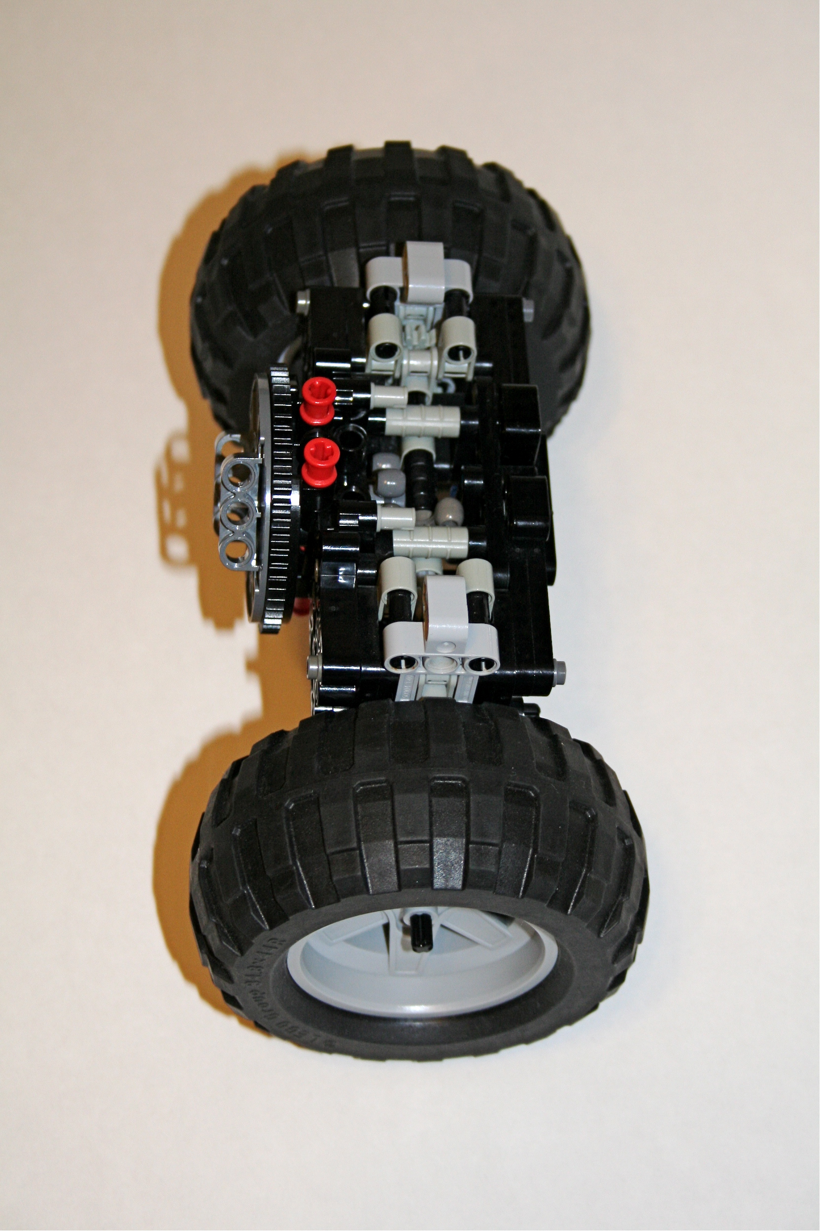 axlereartop.jpg