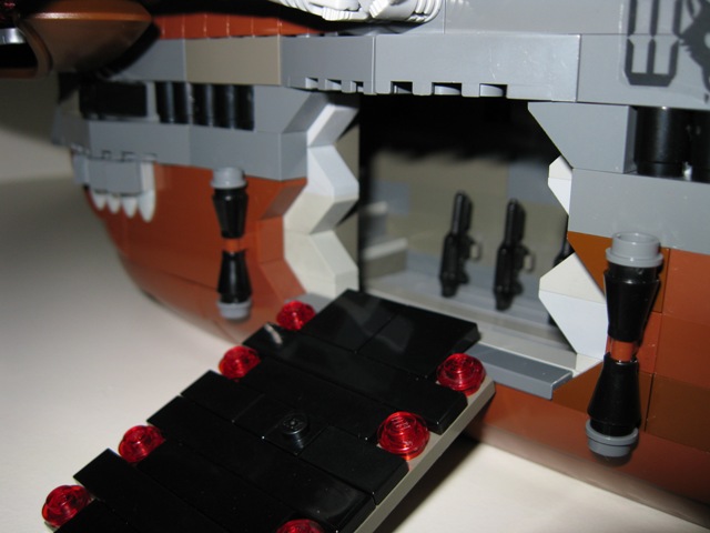 inside2.jpg