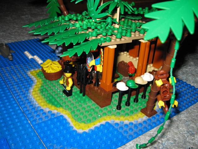 islandstore2.jpg