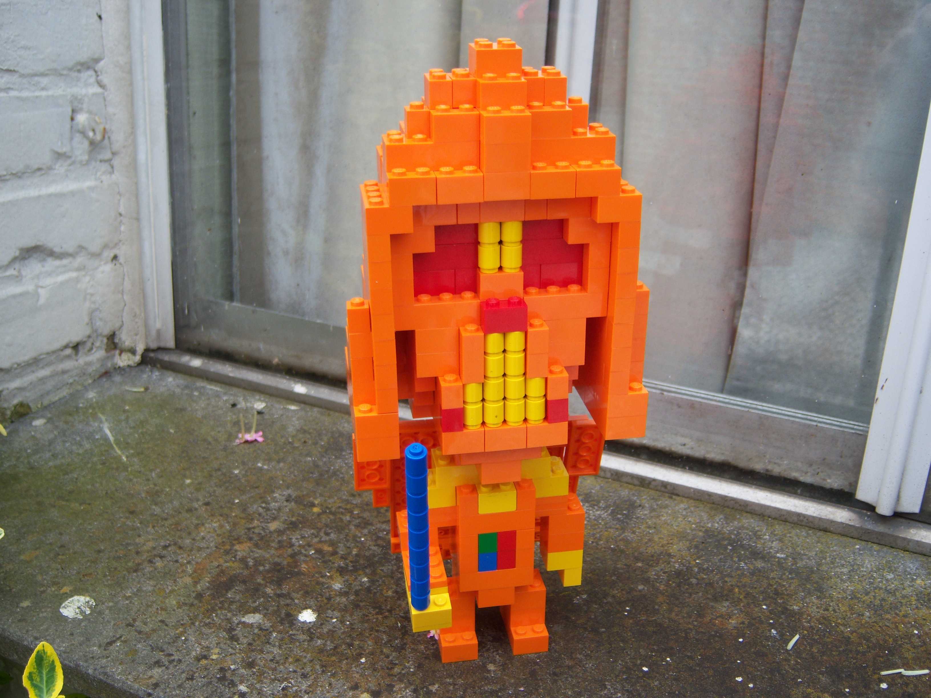 darth_vader_orange_lego_001.jpg