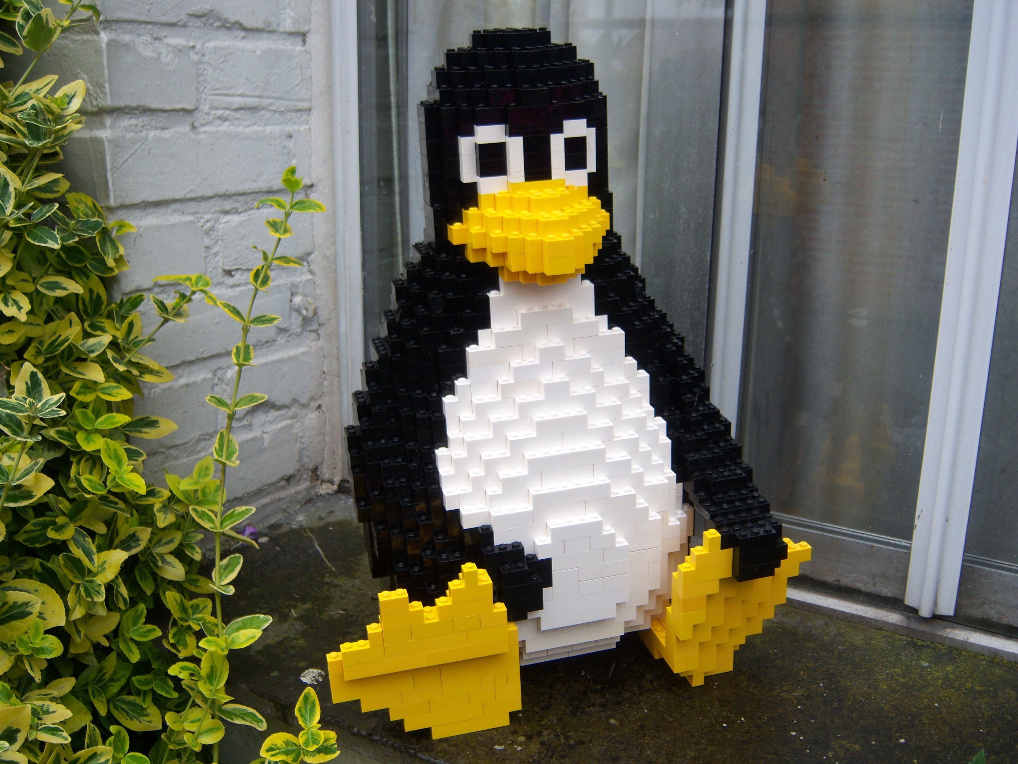 lego_linux_penguin_001.jpg