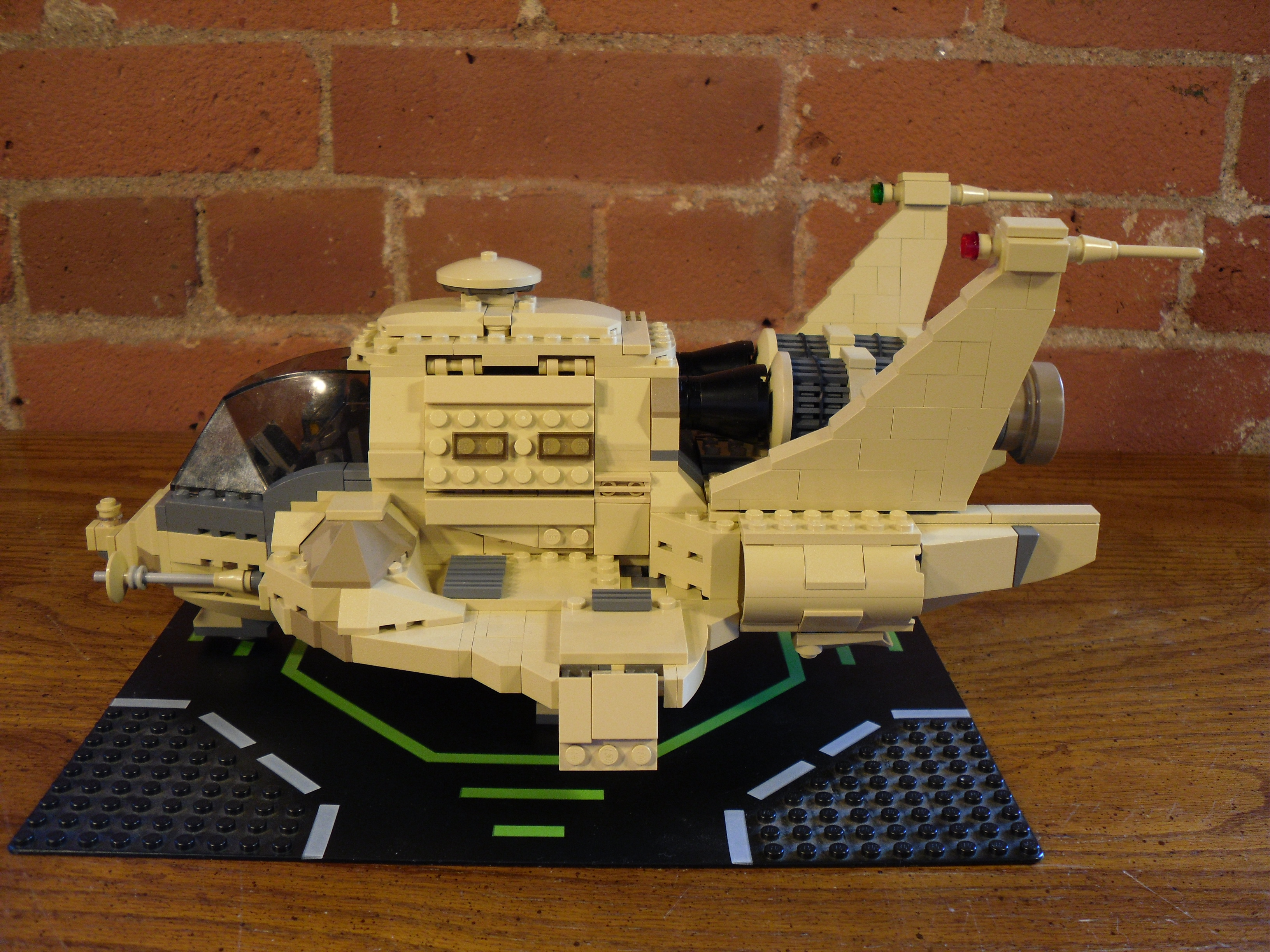 colonial_raptor_03.jpg