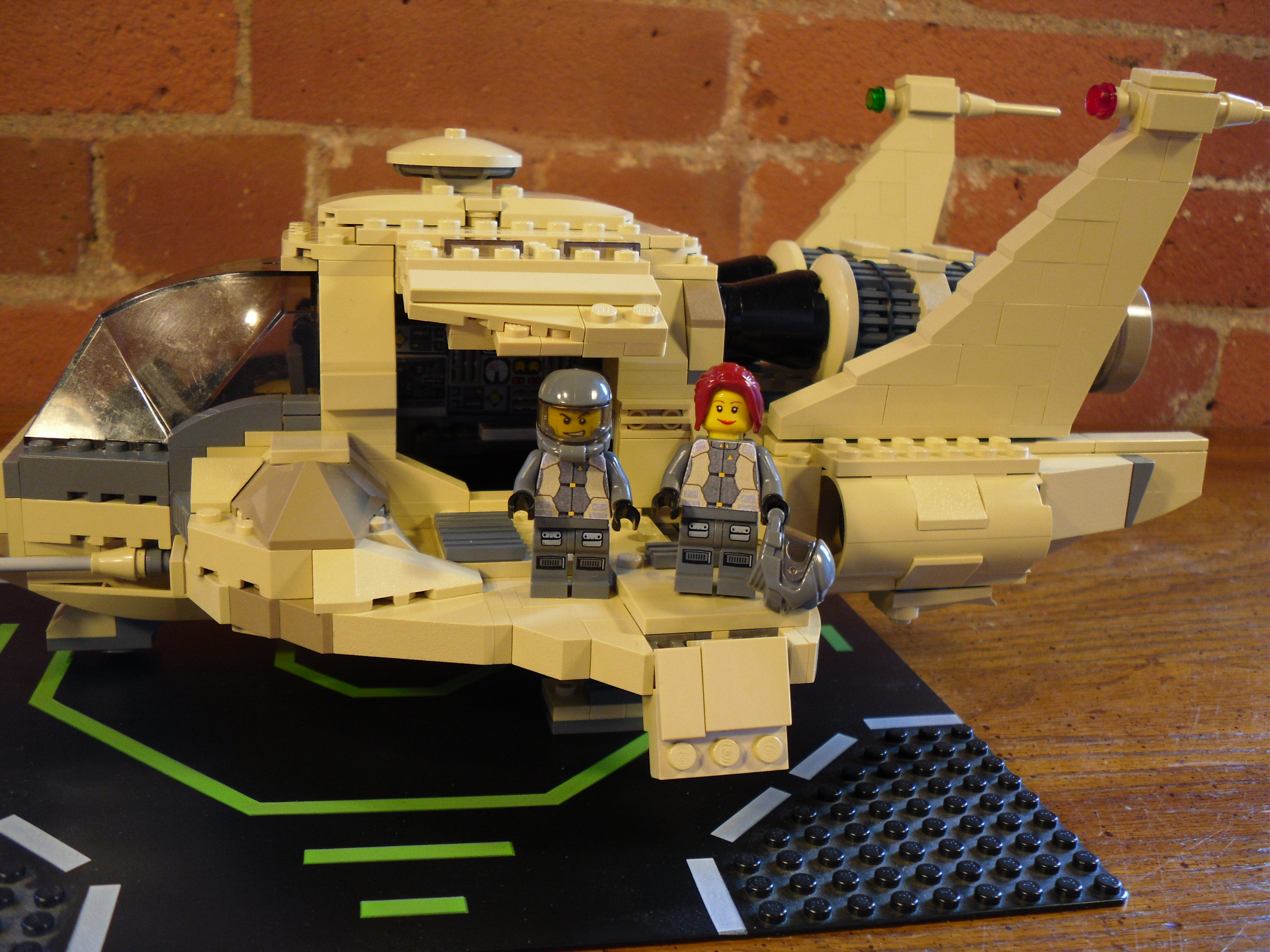 colonial_raptor_16.jpg