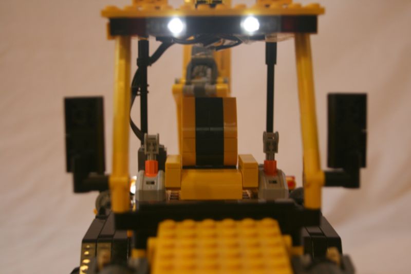 backhoe018.jpg
