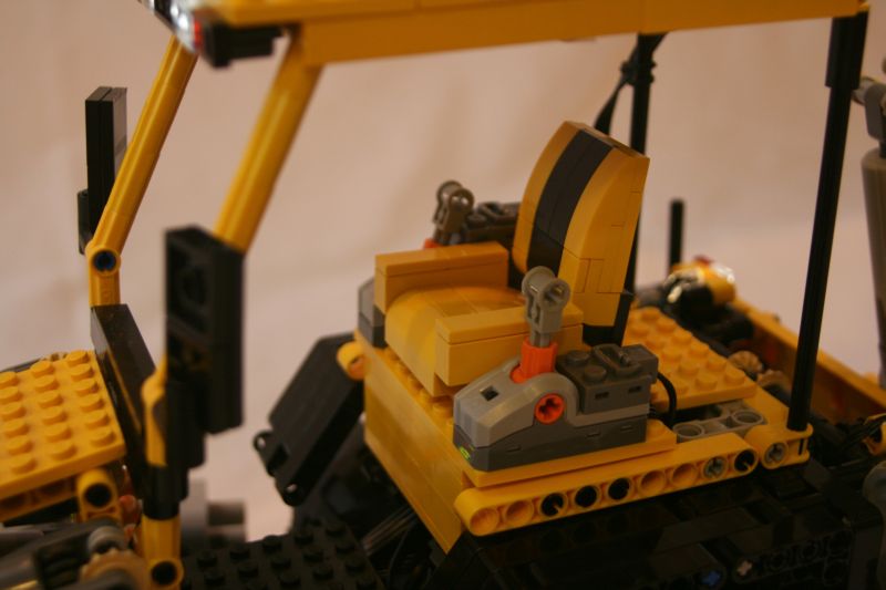 backhoe020.jpg