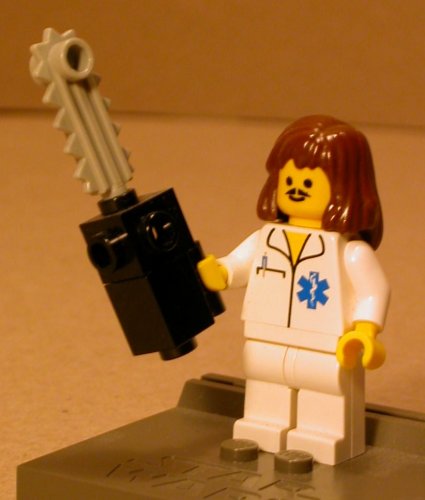 weirdal-surgeon1.jpg