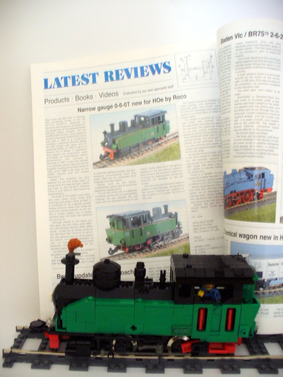 magazine1.jpg