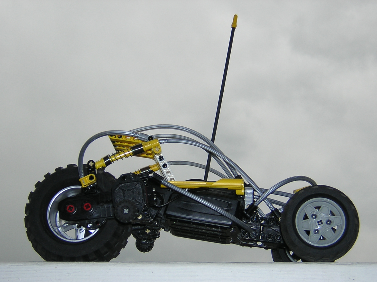rc_3wheel_buggy001.jpg