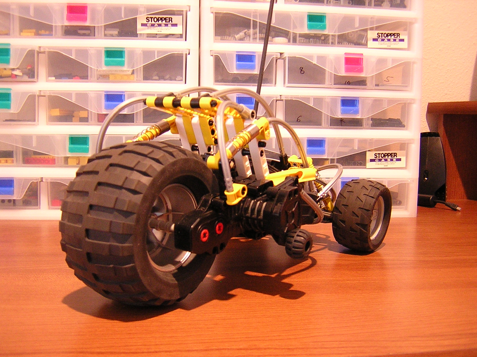 rc_3wheel_buggy004.jpg