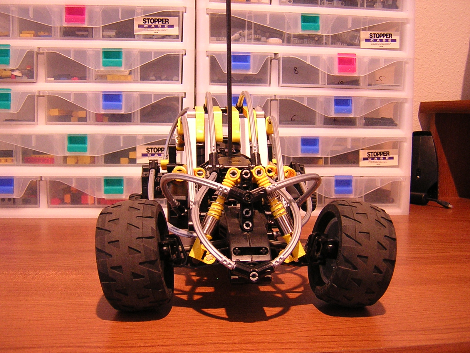 rc_3wheel_buggy010.jpg