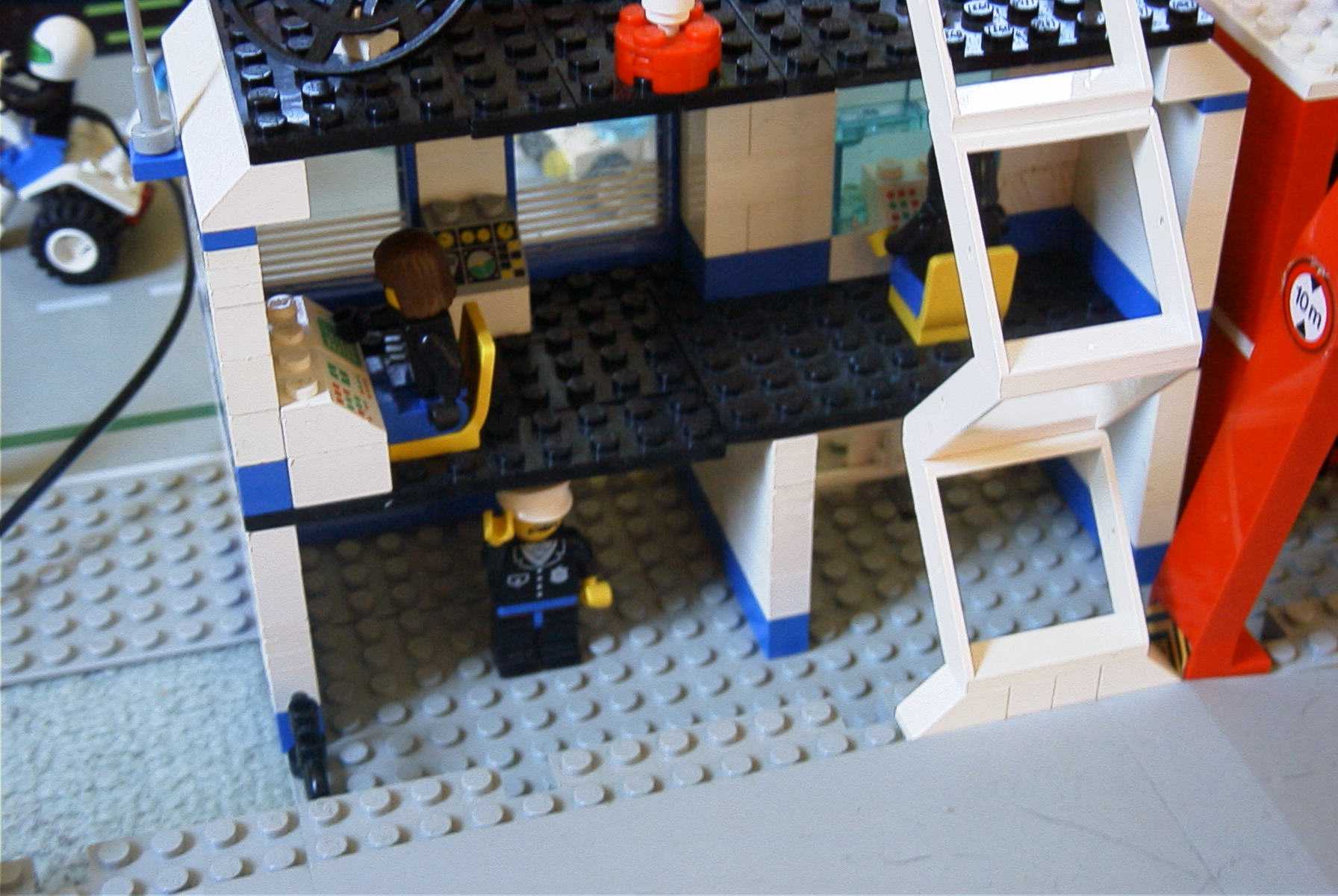 policestation2.jpg