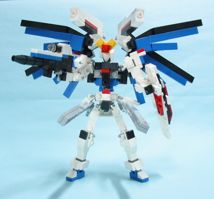 freedom-gundam-16.jpg