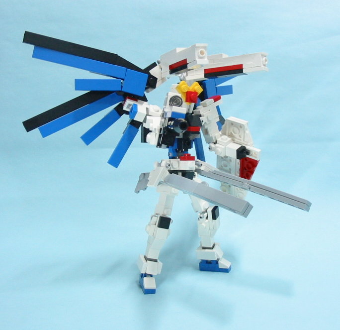 freedom-gundam-18.jpg