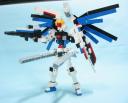freedom-gundam-17.jpg