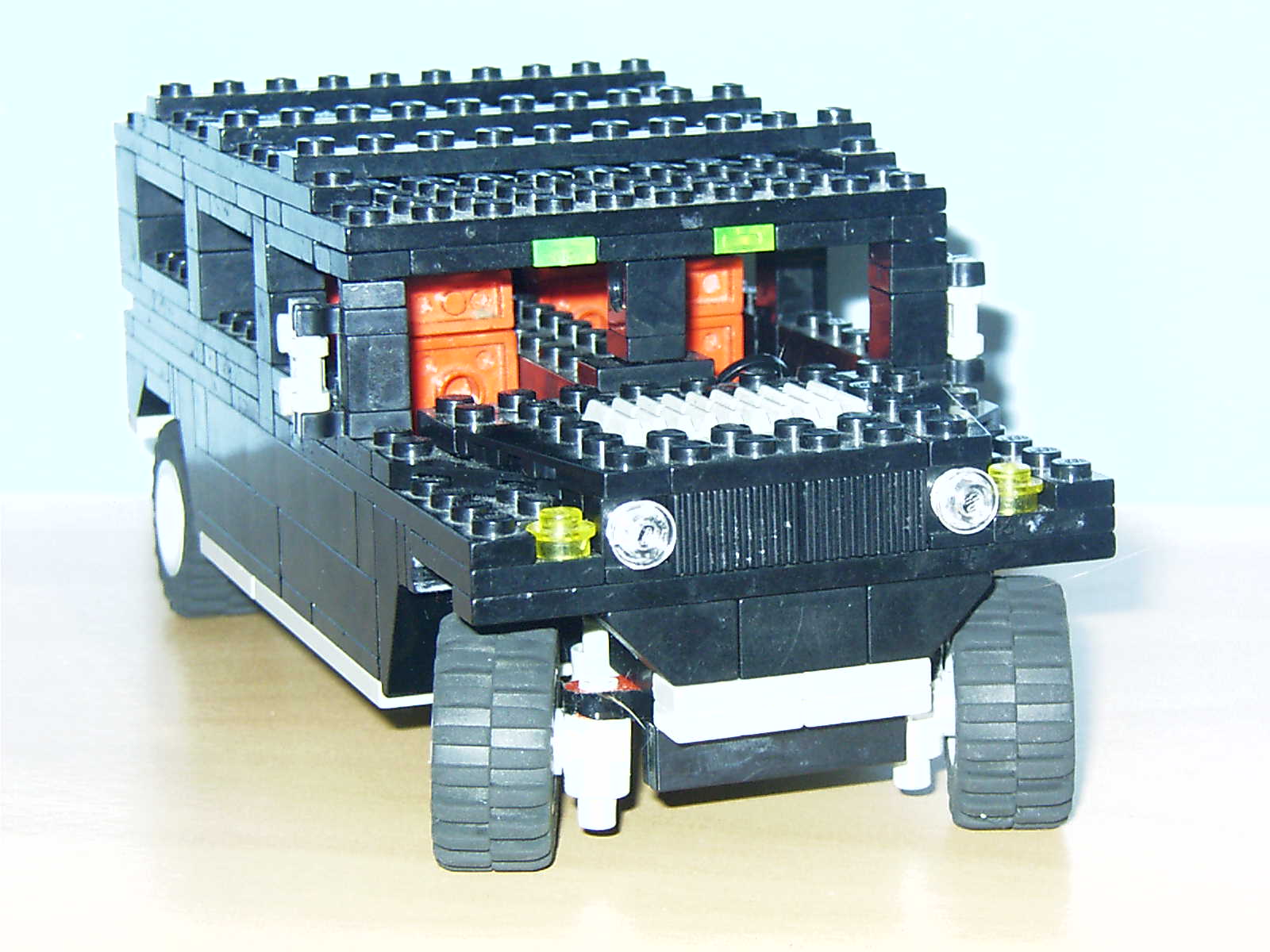 hummer_h1_front.jpg