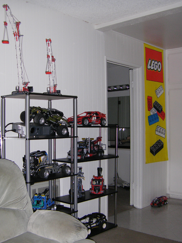lego_technic_shelf_small.jpg