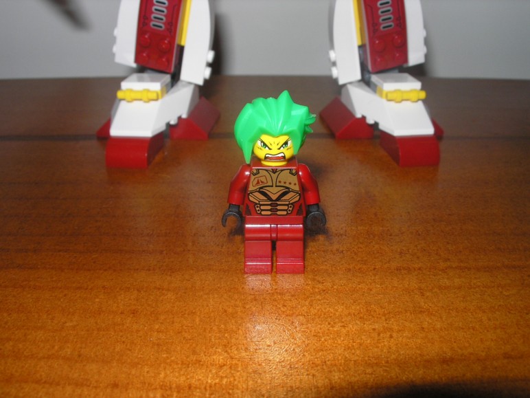 blade_titan_02.jpg