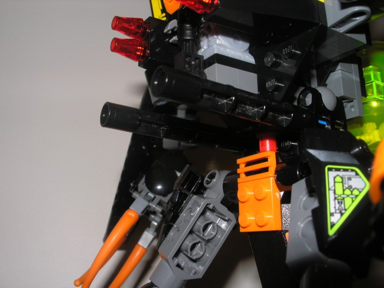 iron_crusher_07.jpg
