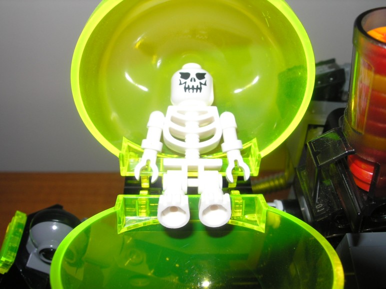 shadow_crawler_05.jpg