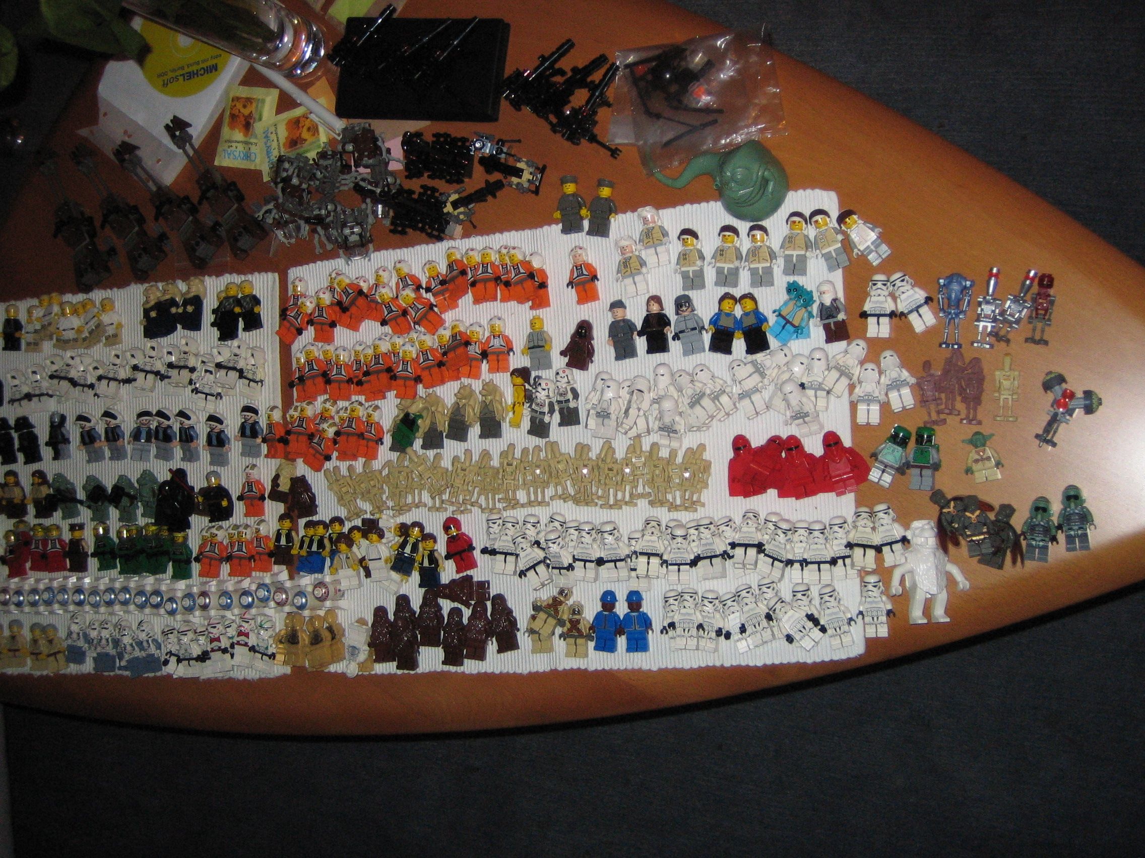 sw-minifigs1.jpg