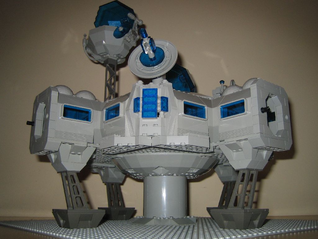 gray-connect-4.jpg