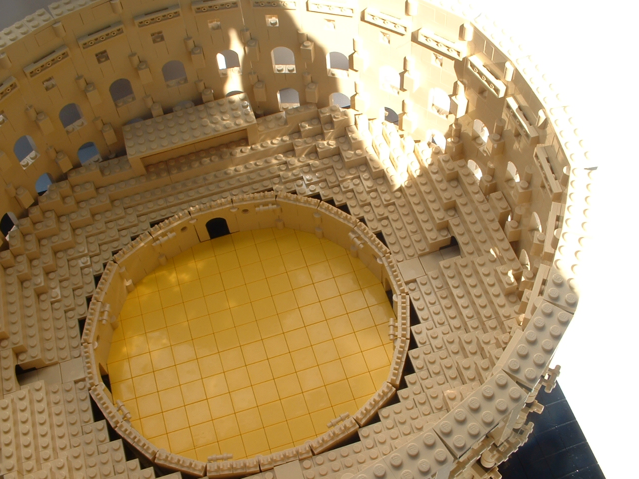 coliseum06.jpg