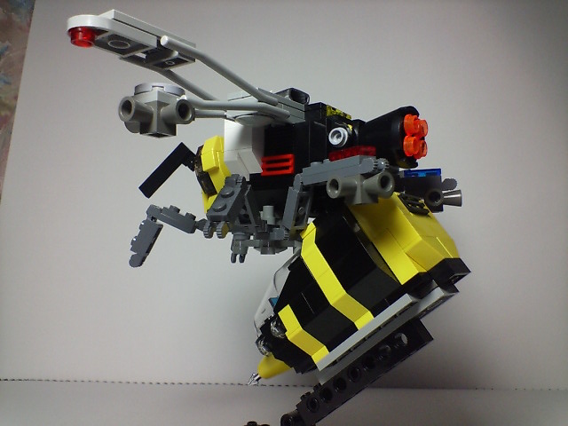 queen_bee_002.jpg