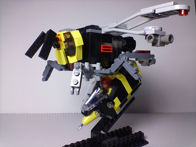 suzumebachi_002.jpg