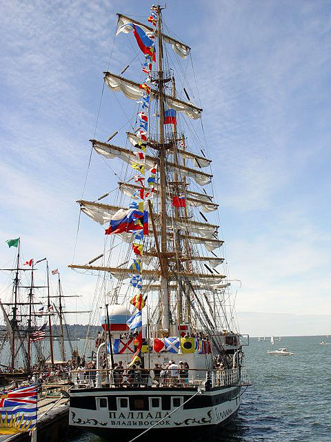 tall_ship2-1.jpg