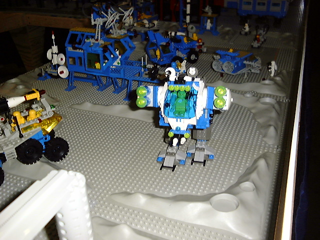 mecha_medium4.jpg