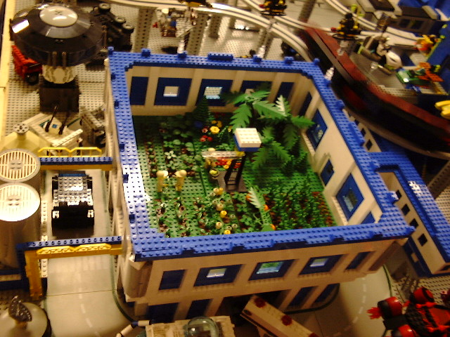 moonbase_big_arboretum.jpg