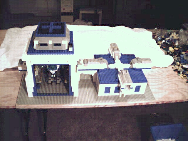 moonbase_080602001.jpg