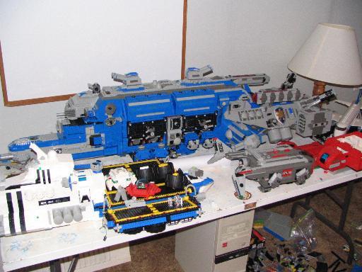 ships1.jpg