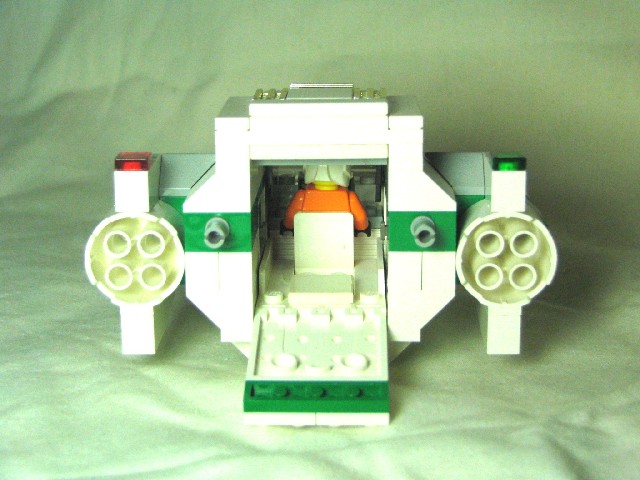 mbshuttle03.jpg