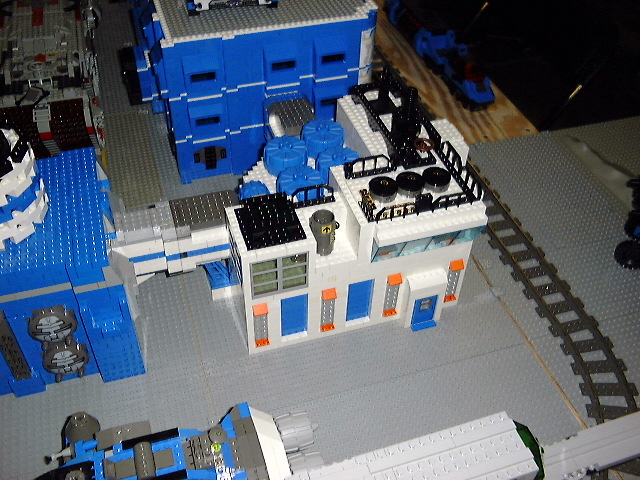 moonbase_lifesupport2.jpg